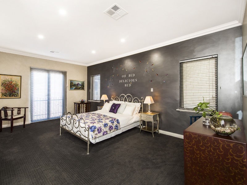 14 Torcello Mews, Mandurah WA 6210
