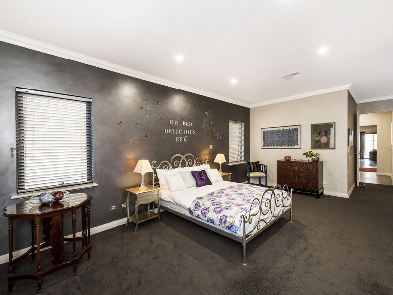 14 Torcello Mews, Mandurah WA 6210