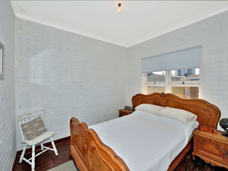 1/34 Janis Street, Halls Head WA 6210