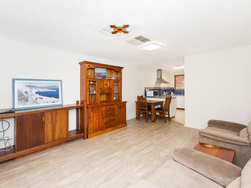 12/35b Halls Head Parade, Halls Head WA 6210