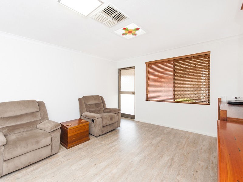 12/35b Halls Head Parade, Halls Head WA 6210