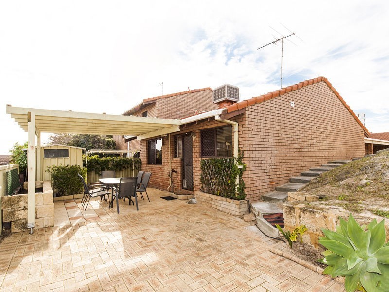 12/35b Halls Head Parade, Halls Head WA 6210