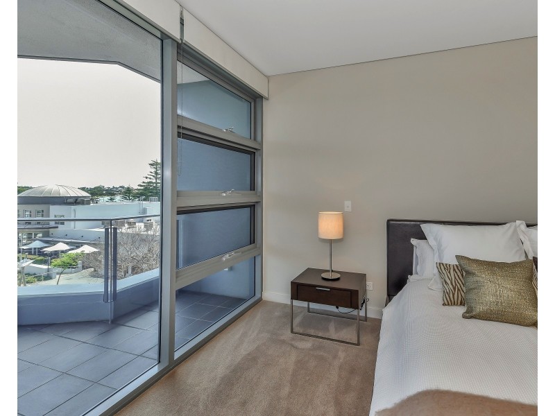 15/1 Barracks Lane, Mandurah WA 6210