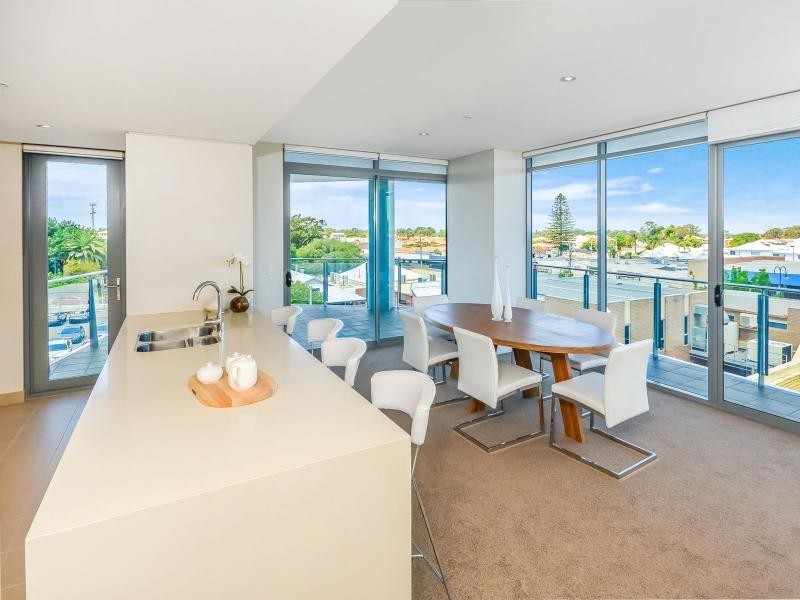 11/1 Barracks Lane, Mandurah WA 6210