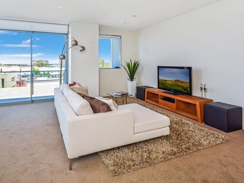 11/1 Barracks Lane, Mandurah WA 6210