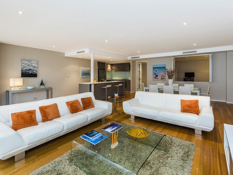 Unit 1/33 Breakwater Parade, Mandurah WA 6210