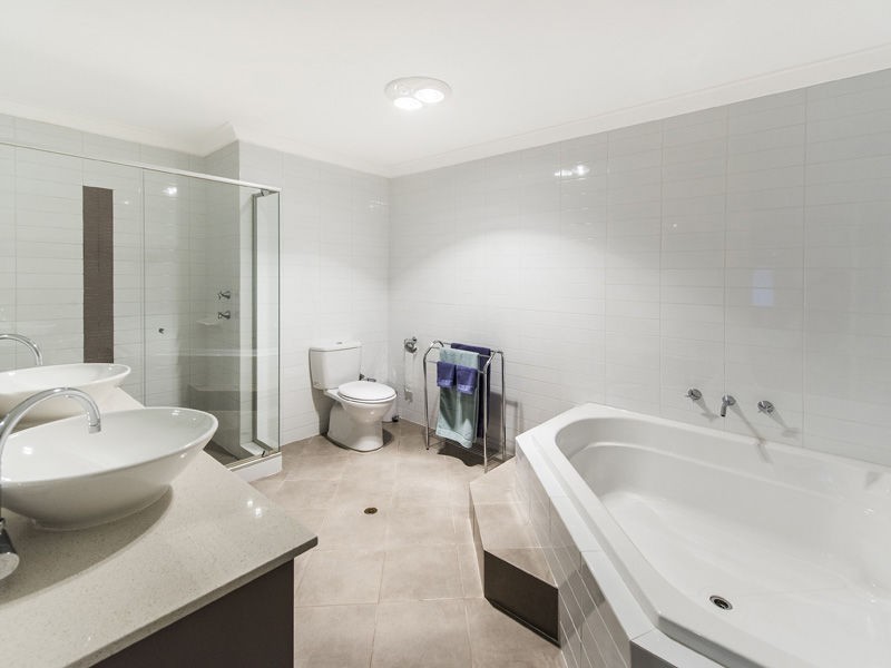 Unit 1/33 Breakwater Parade, Mandurah WA 6210