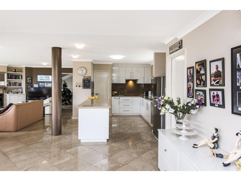 5 Barry Street, Mandurah WA 6210