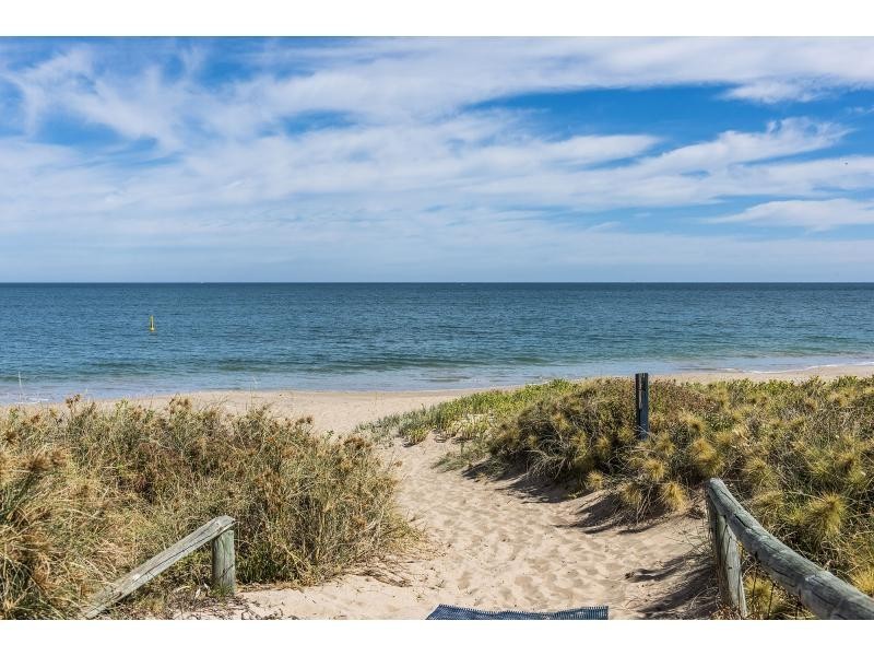 5 Barry Street, Mandurah WA 6210