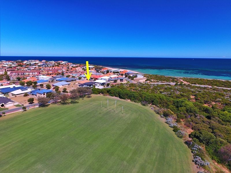 20 Beachview Court, Wannanup WA 6210