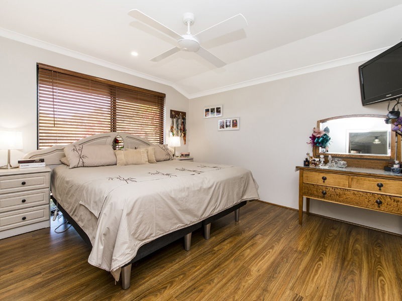 63 Templetonia Promenade, Halls Head WA 6210