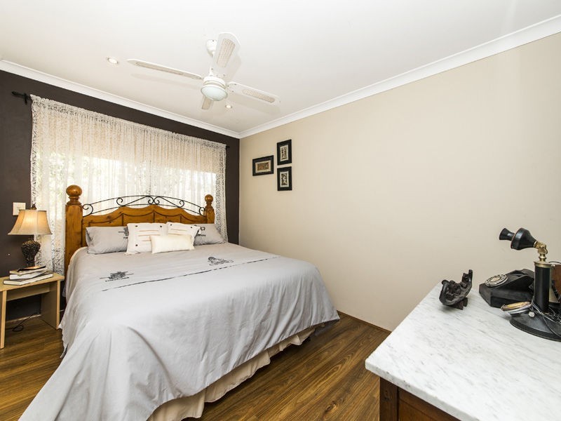 63 Templetonia Promenade, Halls Head WA 6210