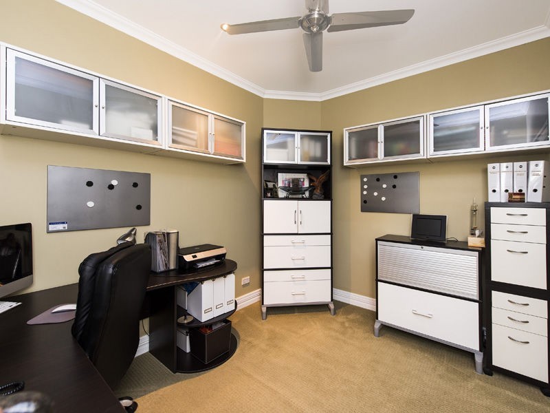 53 Ballard Meander, Lakelands WA 6180