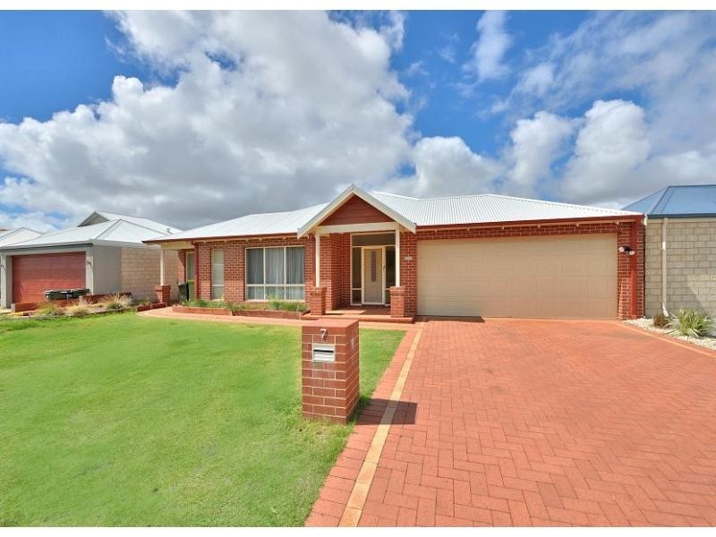 7 Moondyne Ramble, Ravenswood WA 6208