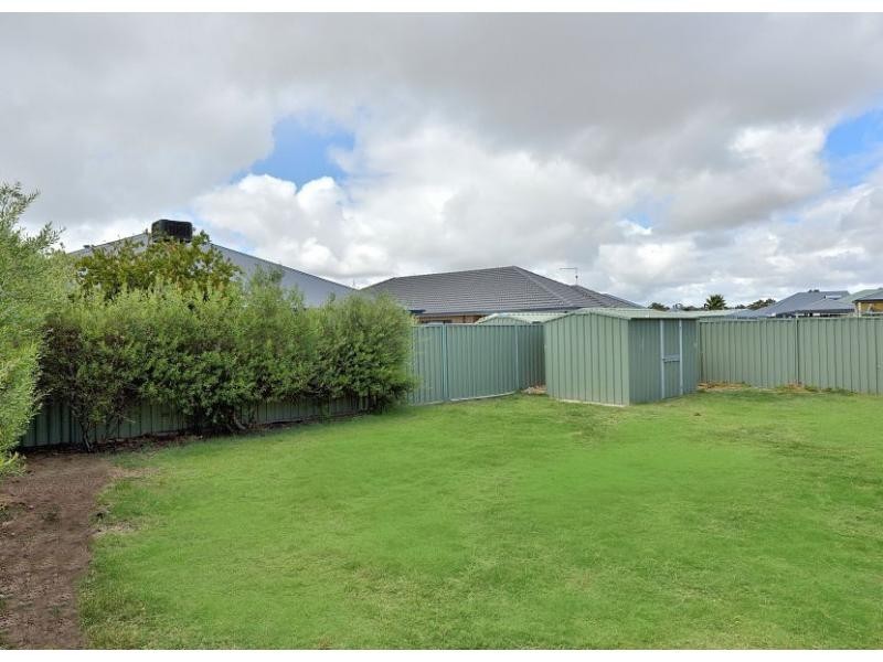 7 Moondyne Ramble, Ravenswood WA 6208