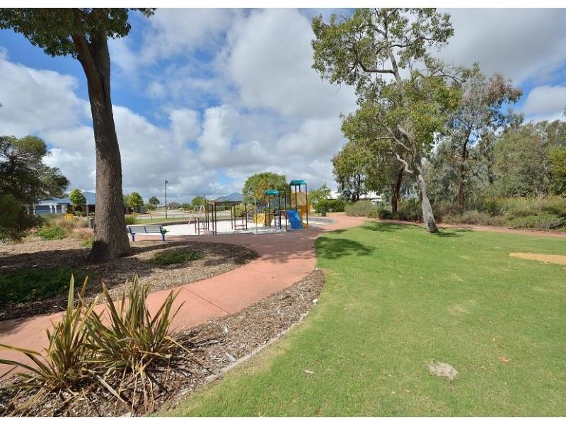 7 Moondyne Ramble, Ravenswood WA 6208