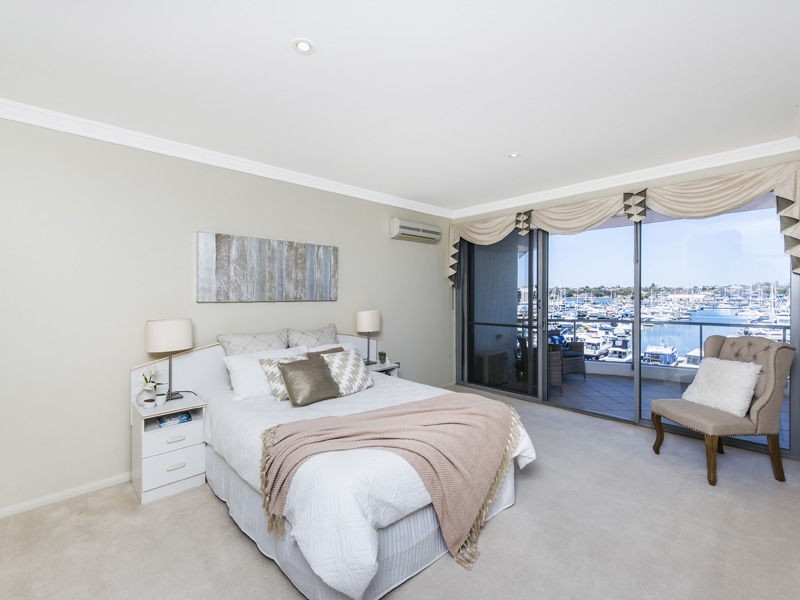 14/1 Breakwater Parade, Mandurah WA 6210