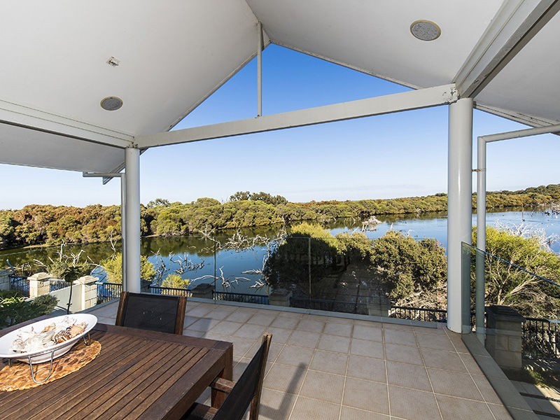 25 Conservation Loop, Erskine WA 6210