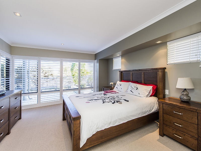 25 Conservation Loop, Erskine WA 6210