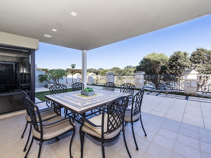 25 Conservation Loop, Erskine WA 6210