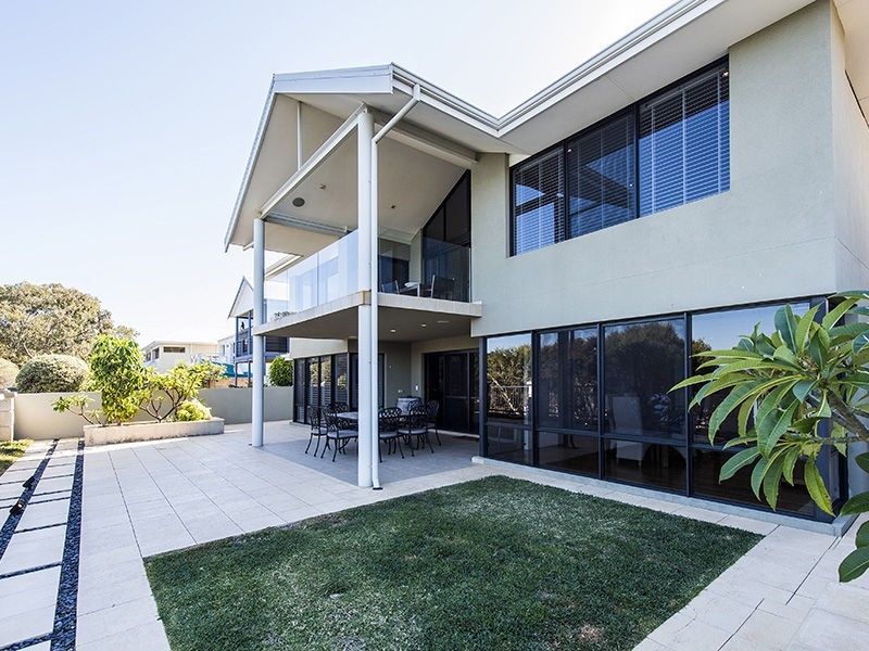 25 Conservation Loop, Erskine WA 6210