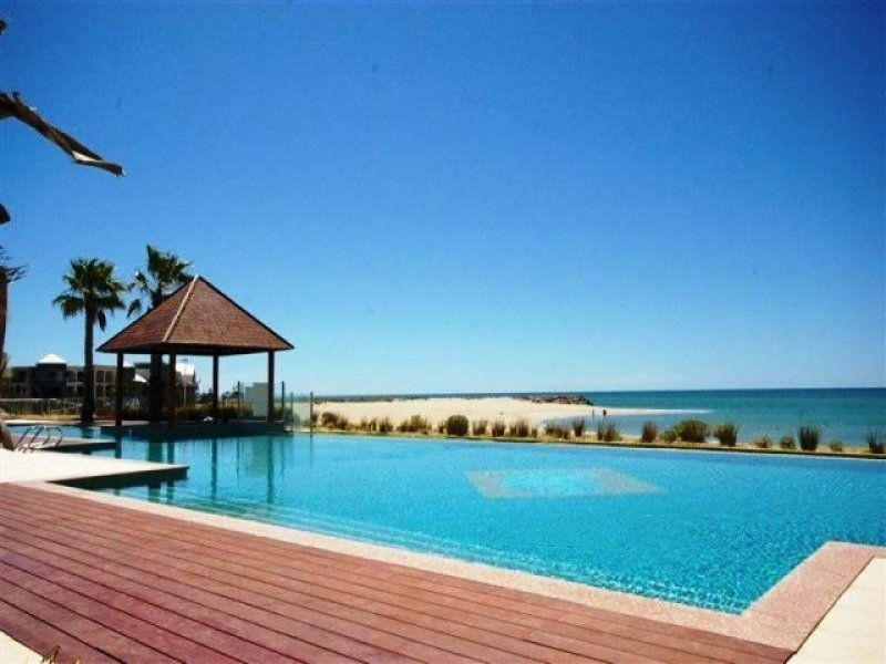 Unit 402//16 Dolphin Drive, Seashells Resort, Mandurah WA 6210