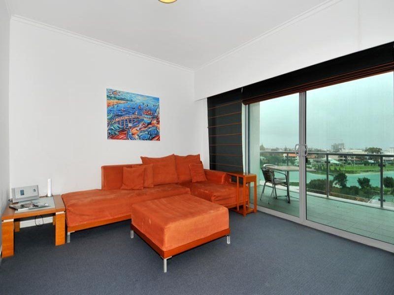 Unit 402//16 Dolphin Drive, Seashells Resort, Mandurah WA 6210