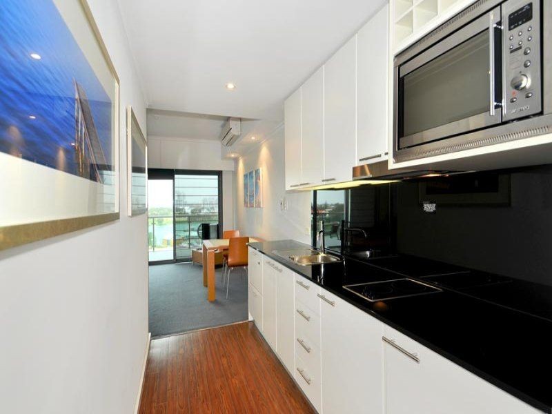 Unit 402//16 Dolphin Drive, Seashells Resort, Mandurah WA 6210
