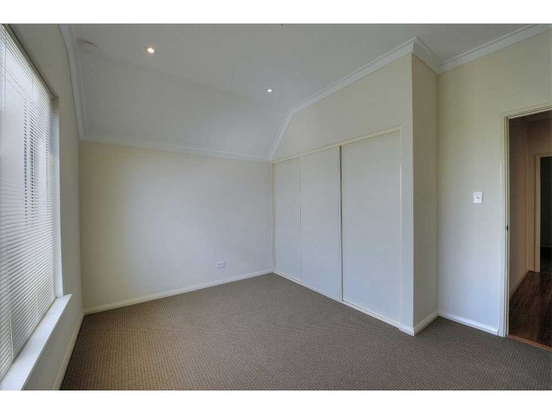 4/10 Galileo Loop, Mandurah WA 6210