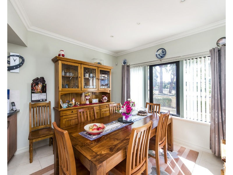 4/21 Pebblebeach Boulevard, Meadow Springs WA 6210