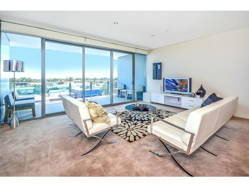 8/1 Barracks Lane, Mandurah WA 6210