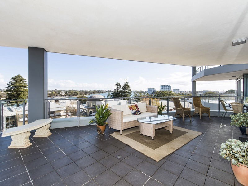 12/1 Barracks Lane, Mandurah WA 6210