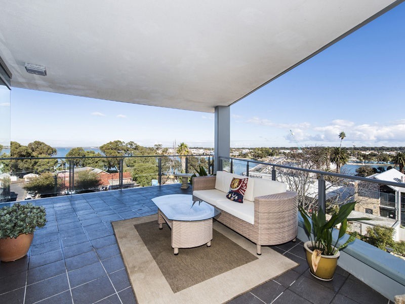 12/1 Barracks Lane, Mandurah WA 6210