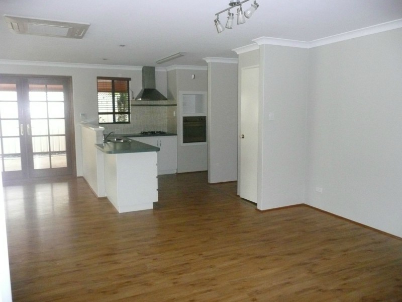 10 Bedingfeld Road, Greenfields WA 6210