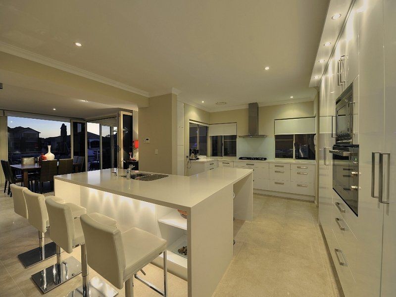 19 Picaroon Place, Halls Head WA 6210