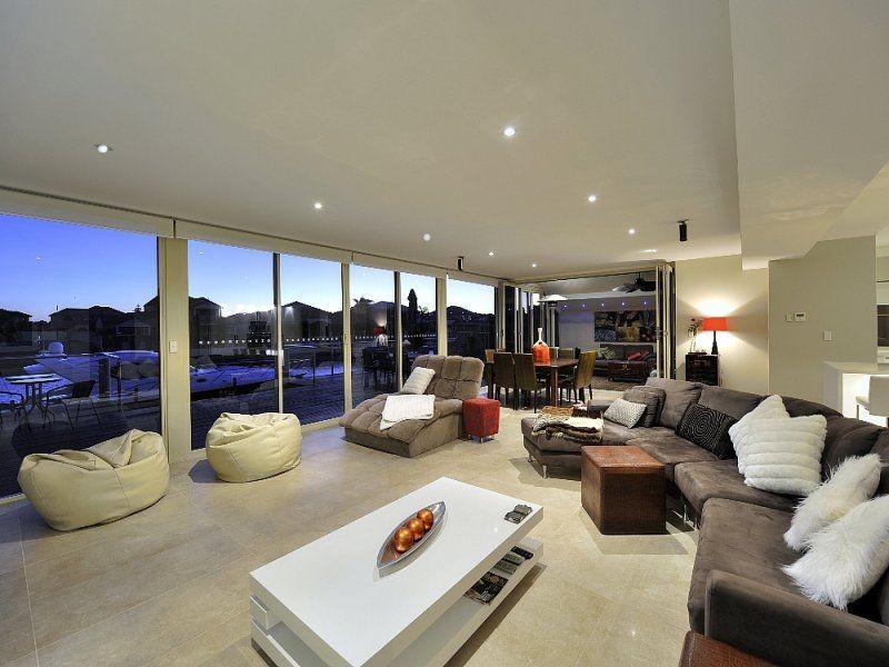 19 Picaroon Place, Halls Head WA 6210