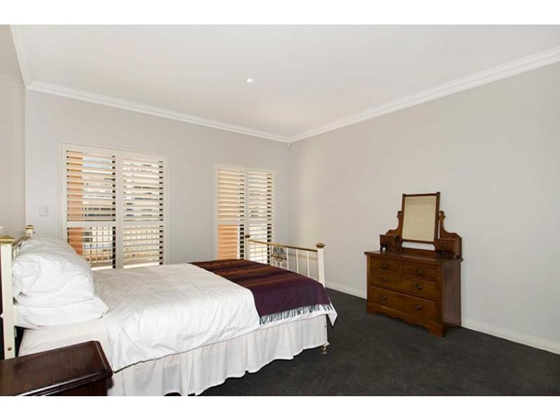 14 Torcello Mews, Mandurah WA 6210