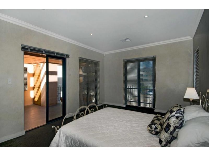14 Torcello Mews, Mandurah WA 6210