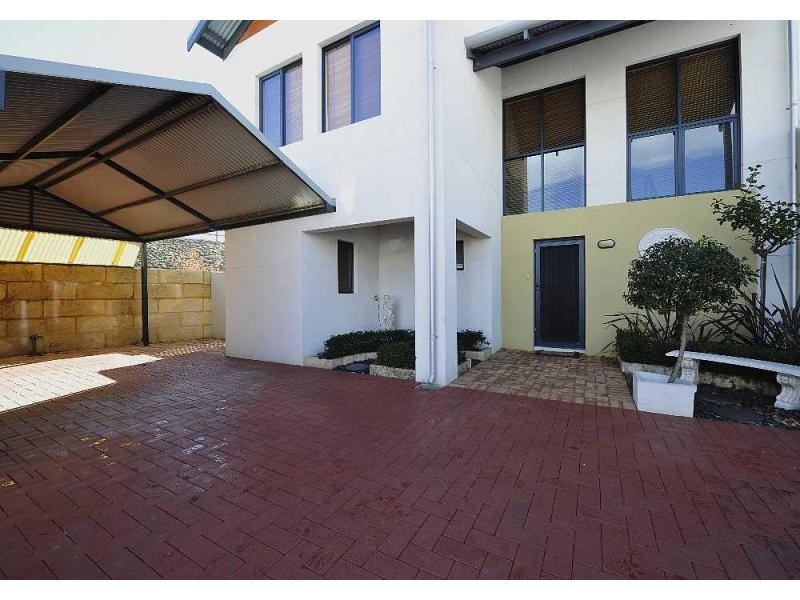 11/3 Piccolo Place, Halls Head WA 6210