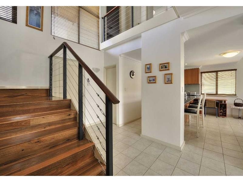 11/3 Piccolo Place, Halls Head WA 6210