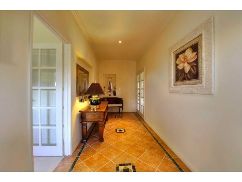 4 Brindabella Crescent, Halls Head WA 6210