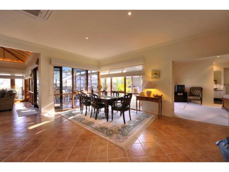 4 Brindabella Crescent, Halls Head WA 6210