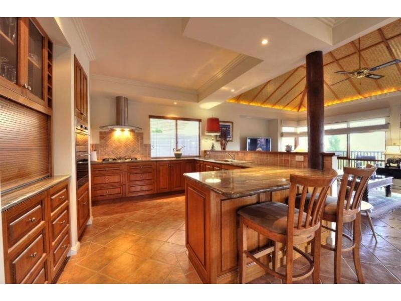 4 Brindabella Crescent, Halls Head WA 6210