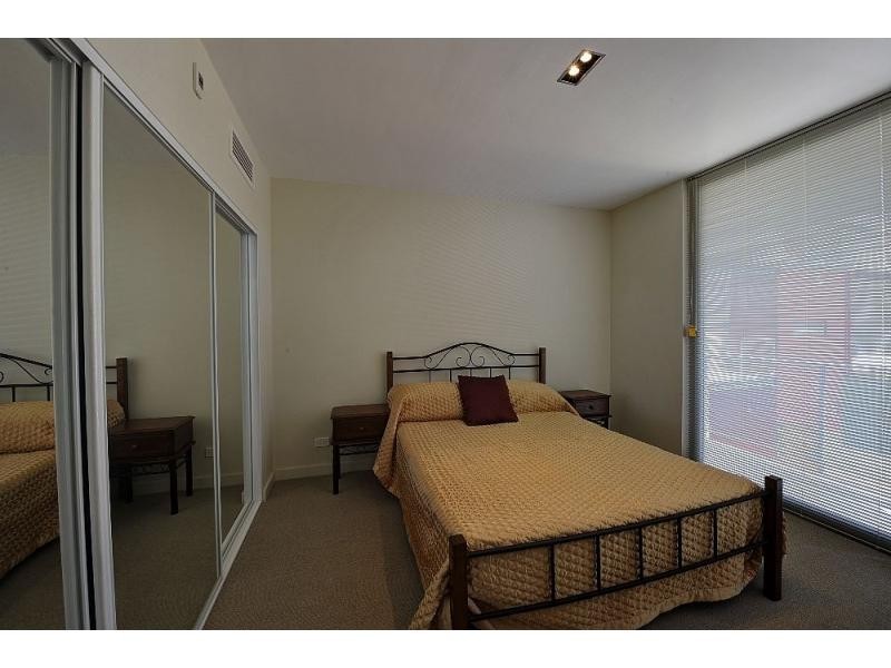 9/4 Torcello Mews, Mandurah WA 6210