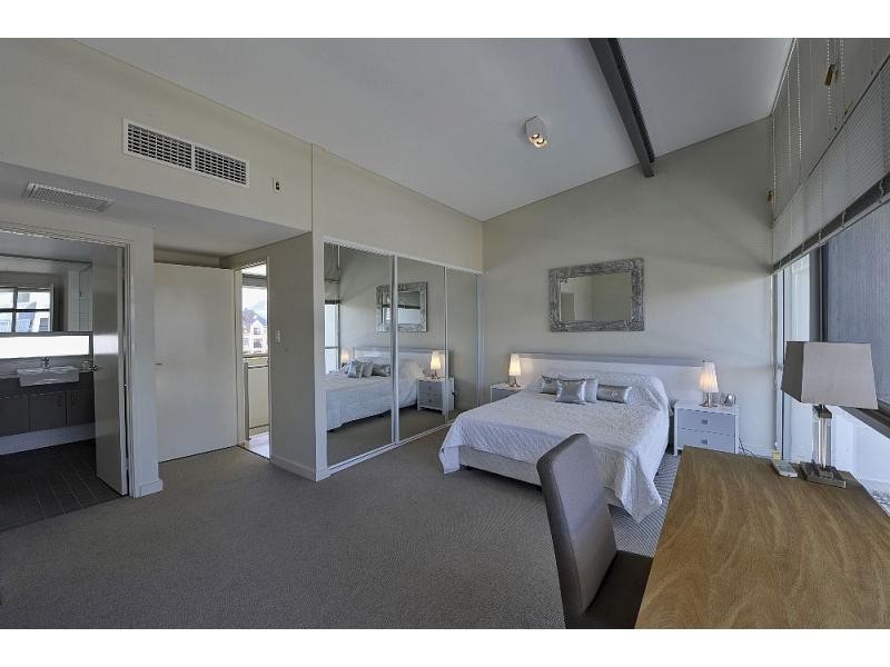 9/4 Torcello Mews, Mandurah WA 6210