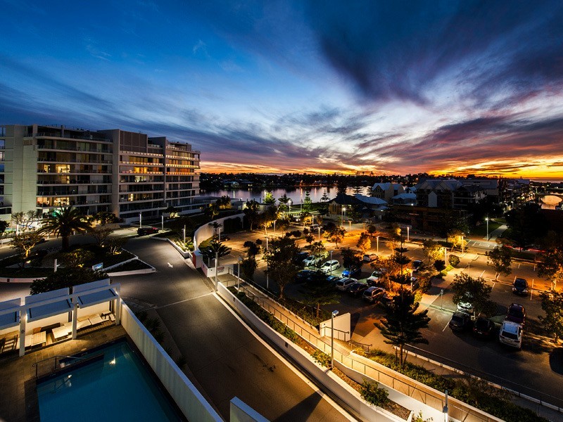 603/1 Marco Polo Dr, Mandurah WA 6210