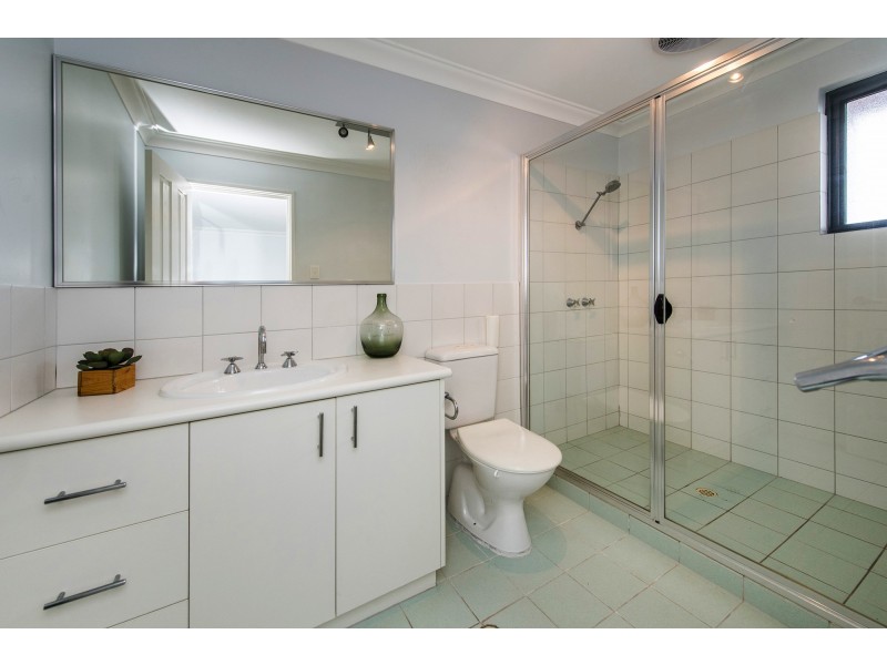 23/19 San Marco Quays, Halls Head WA 6210