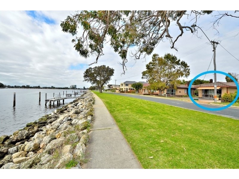 20B Fairbridge Rd, Halls Head WA 6210