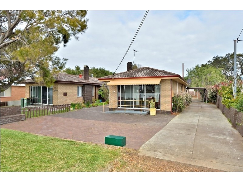 20B Fairbridge Rd, Halls Head WA 6210
