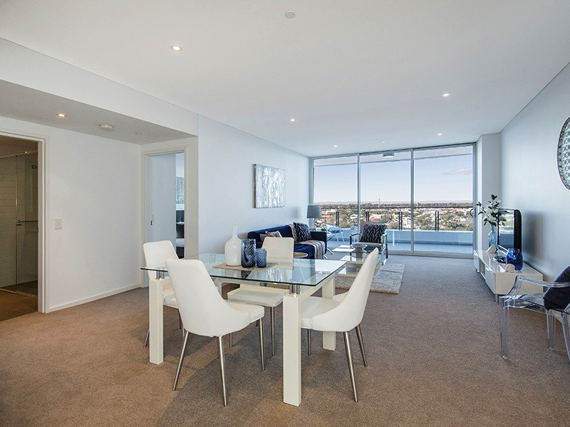 1103/3 Marco Polo Dr, Mandurah WA 6210